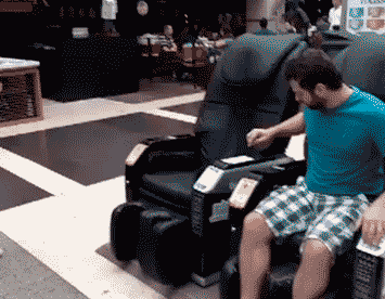 哥哥这么坏呀!你可把人家姑娘给吓住了!