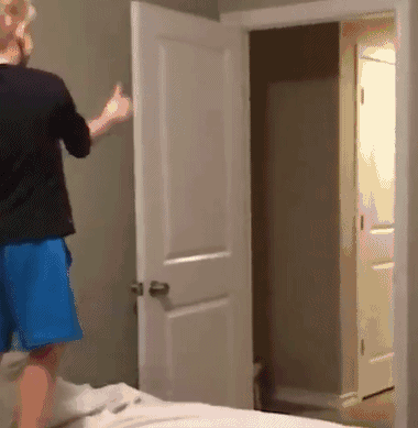 有内涵的动态图:这一秒我是老司机,下一秒我在开飞机!