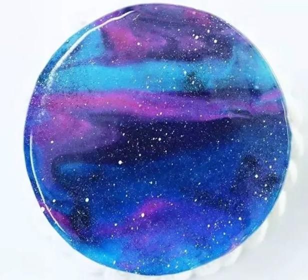 一口吃到嘴里的星空,超梦幻的镜面蛋糕,马卡龙,真的被