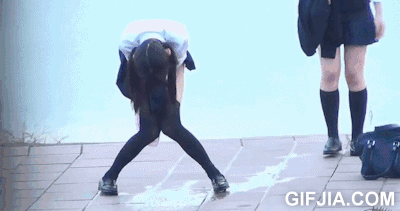 最新一期内涵爆笑动图 美女和女人,区别还是很大的!