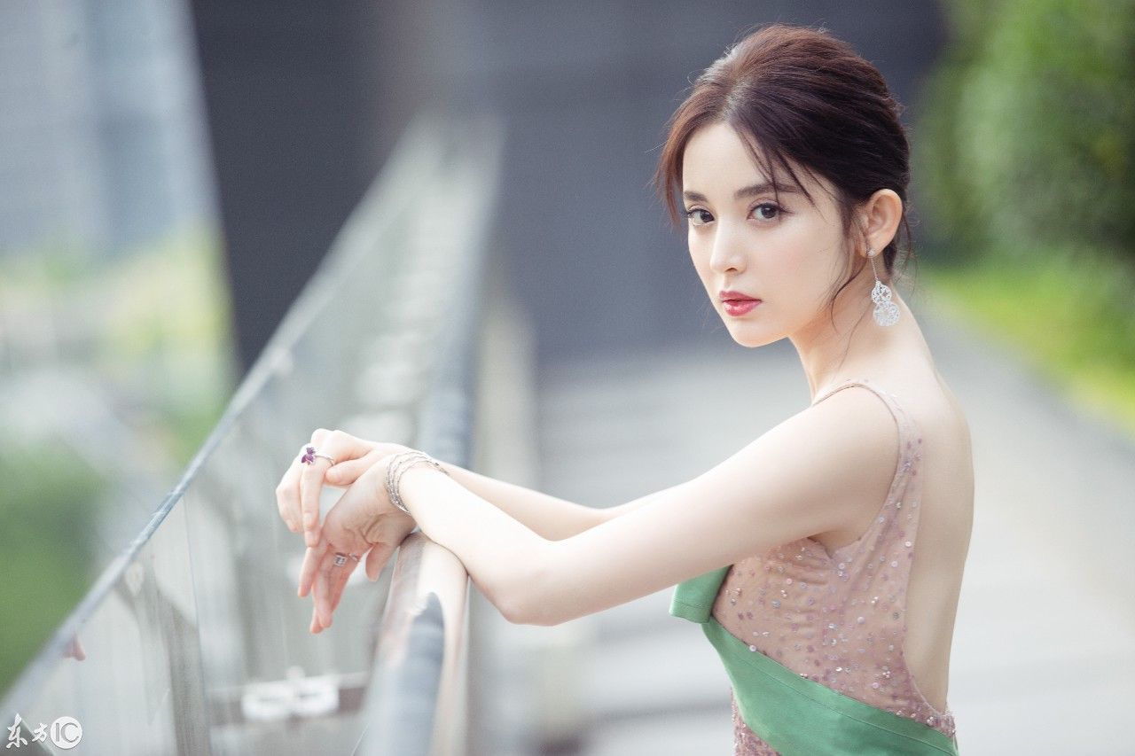 微博电影之夜:古力娜扎唯美写真集