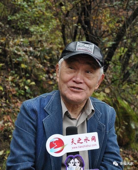演员:牛犇,中国著名表演艺术家.有"影坛长青树"的美誉.