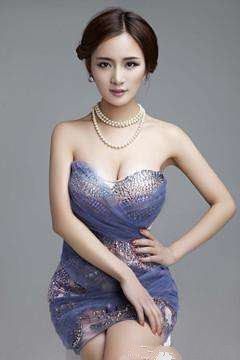 杨幂早年写真照曝光,网友:这回看到真相了吧