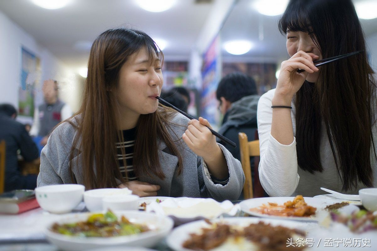 实拍:在我国留学的韩国年轻人,生活富裕不想回国,打算
