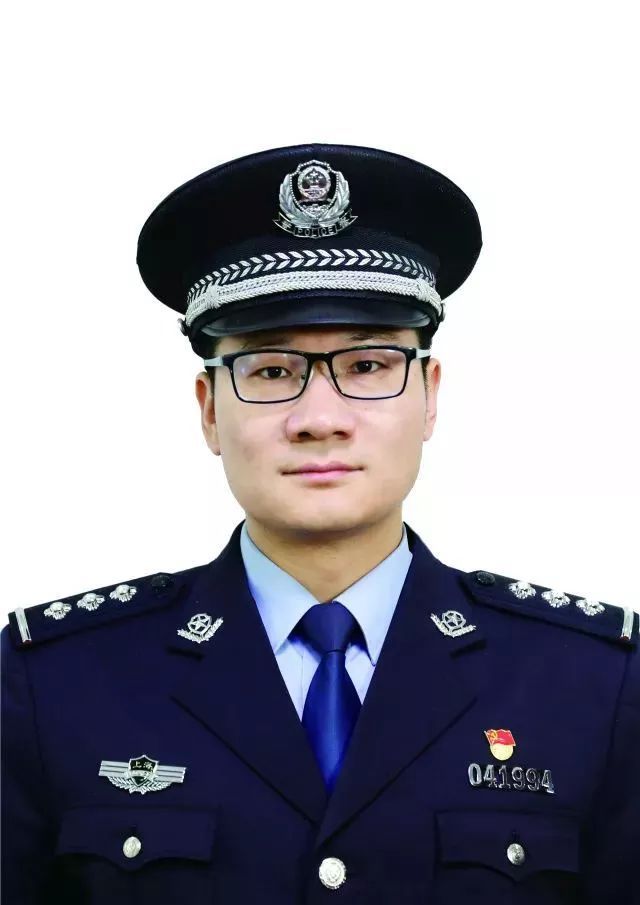 热烈祝贺闵行公安分局古美派出所 社区民警王海涛荣获 第八届"百联杯