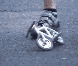 搞笑gif图:现在的年轻人,真是不简单呢