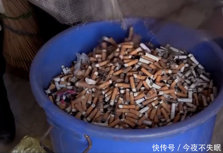 手拿烟头真实图片