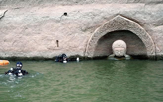 江西一水库开闸放水,水里竟然现出一尊佛像,考古结果令人震惊!