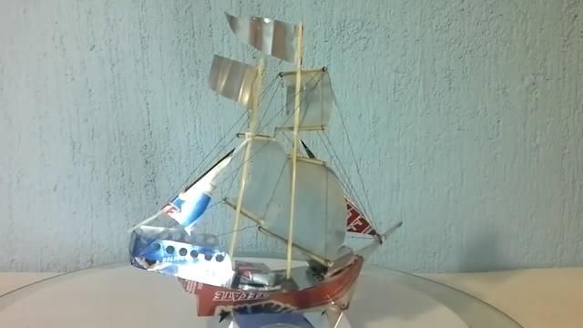 纯手工制作远洋帆船模型,将易拉罐合理的运用,是不是很有创意