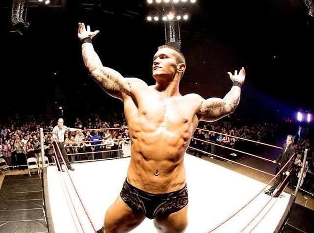wwe五大型男,约翰塞纳难入选,兰迪奥顿只能屈居第二!
