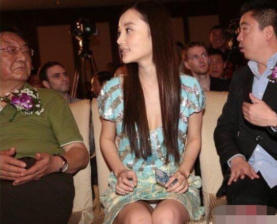 在社说欧美娱乐圈的事情不找尴尬吗?