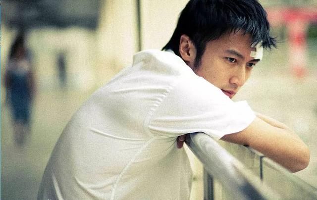 20岁的谢霆锋,陈冠希,陈晓东,网友:张柏芝不愧是帅哥收割机