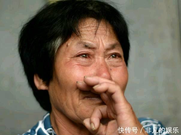 梦见亲人给红包的预兆,解读梦境中的温情与财富象征 梦见亲人给红包的预兆,解读梦境中的温情与财富象征