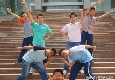 红包v红包,我送个高中给他,第二天微信发来同学私立夏津消息图片