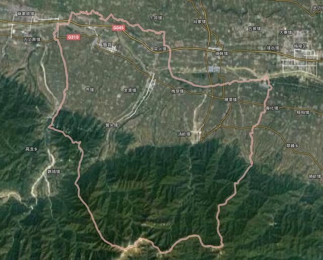 4.眉县,位于宝鸡市东部,一半山地一半平原,人口30万