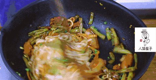 南京年夜饭 八个盘子 大厨拿手家常菜--豆角焖面
