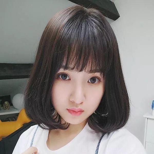 送给脱发女孩:发量少的妹子怎么扎头发换发型显得头发