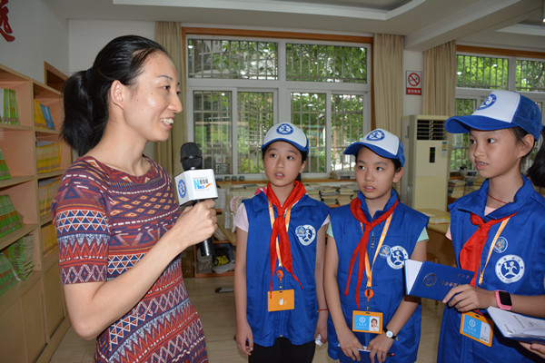 为庆祝第33个教师节,9月7日,新华小记者与湖州市月河小学教育集团联合