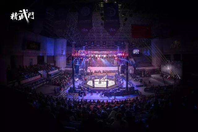 暴击ko,反向断头 精武门揭幕战如贺岁动作大片提前上演