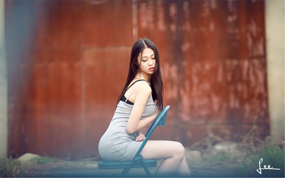 90后性爽爽网,国外从前面动插图前入图片,晚上男女做污污的事