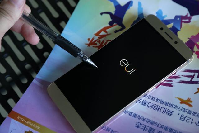 屏幕dpi高好还是低好_三星的屏幕好还是苹果的屏幕好_信利屏幕好不好