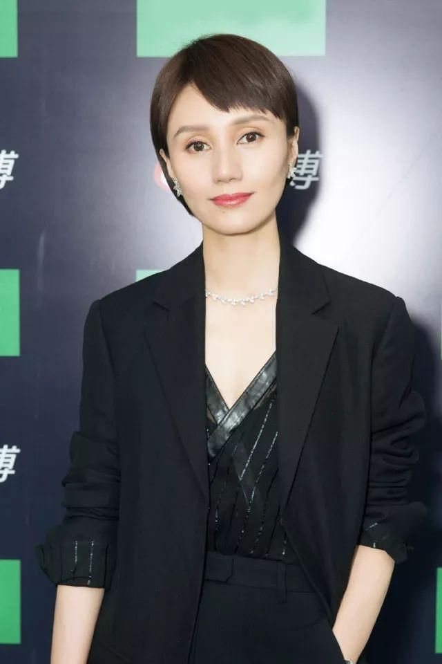 袁泉的脸,离开ps大现原形!看完觉得化妆师可以下岗了