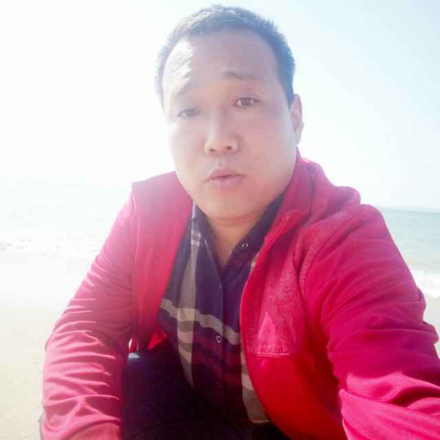"非要现实给你一巴掌 你才懂什么叫社会"