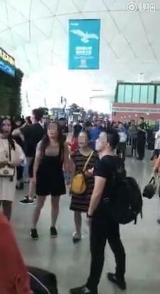 航班延误 女乘客大闹沈阳机场被拘留10天