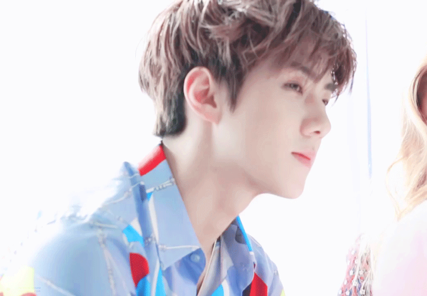 小仙女们都来舔屏你们家吴世勋老公吧!