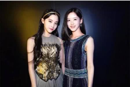 奶茶妹妹章泽天,简直是网红界照妖镜,网友:天然与后天