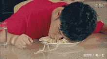搞笑gif:妹子的这个手势是啥意思啊
