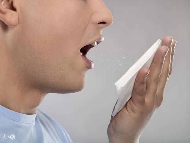 冬天感冒,晚上咳嗽吐痰睡不好,难受!告诉你几个很有效的方法