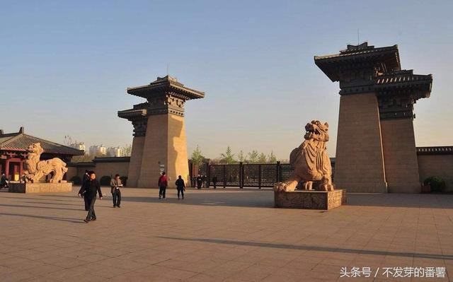 在战国时期,邯郸是赵国都城 汉代时期,与洛阳,临淄,南阳,成都等城市