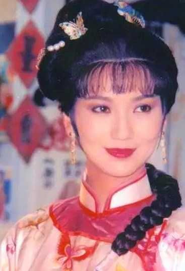 91版戏说乾隆剧照,赵雅芝美翻了,郑少秋扮演的乾隆皇帝帅呆了