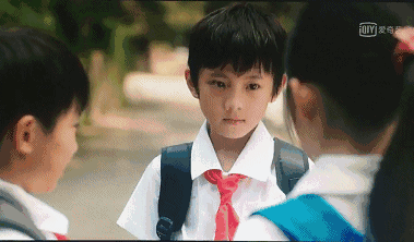 有人也许会问,这不就是一部网剧吗, 但是, 在这部火爆全国的网剧中