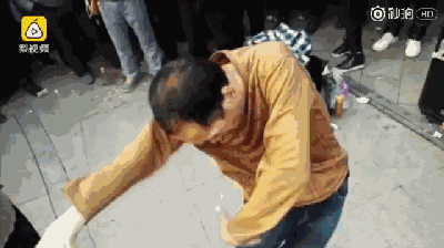 再看看这几位杀马特.↓↓↓