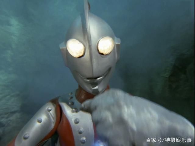 奥特曼笑了是什么样子,迪迦意外的萌,贝利亚是本尊吧