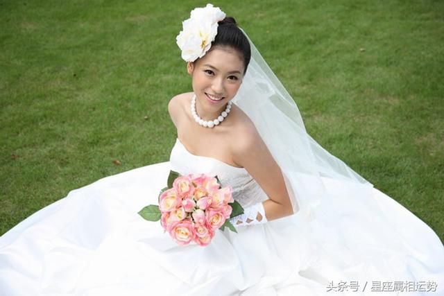 12星座运势8.22:白羊座可买彩券碰运气,金牛座异性缘不错2019年十九岁属蛇的女摩羯座图片