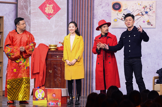 文松贾冰财神出道遇危机 《娘道》剧组合体演绎"全家福"