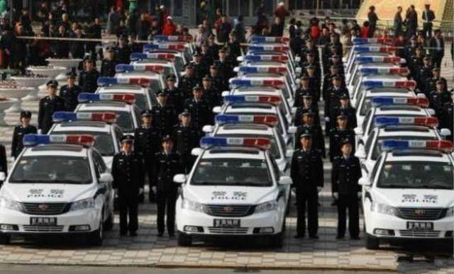 警车居然全换成国产车,就连国外警车也用