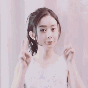 温和到可以很轻易就能卸掉,即使是化妆小白或者手残党也能hold住.