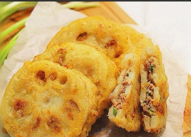 春节济南必备美食之炸藕盒