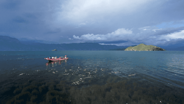 在泸沽湖畔,这些民宿比《亲爱的客栈》还要美!