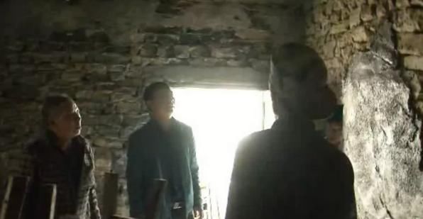 贵州这名扶贫干部,带着父亲去驻村2007pccad教程安装图片