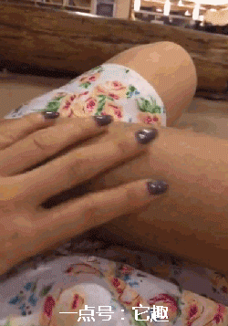 搞笑gif图:好女一身毛,好男一身膘!
