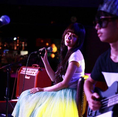 "北漂"在出租屋的高中邻居,半夜女孩男经常敲墙蜗居哪浔在州图片