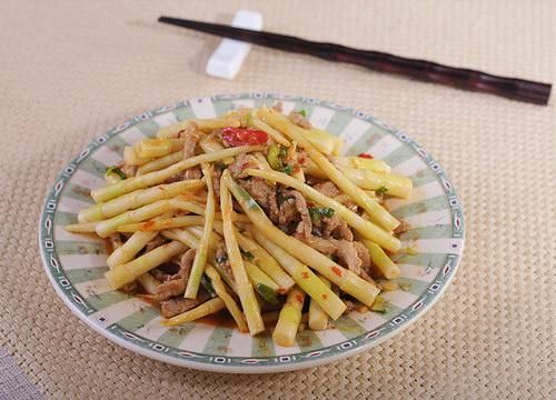 这种水春笋竹笋四月份有,季节性特别强,也就十天左右的葡萄,是时间只有树下种荷兰豆图片