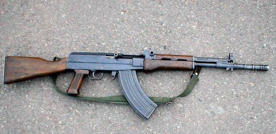 图为81杠自动步枪