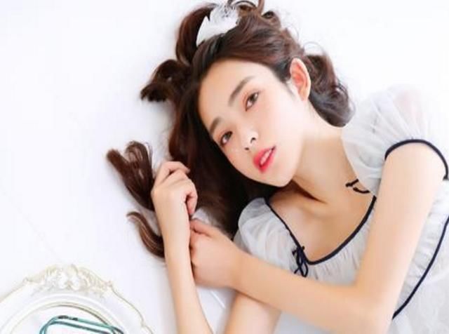 女生这4个地方愿意给你看,她在暗示你:快来进攻我!图文
