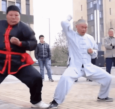 全球搞笑gif:难怪日本妹子都长得苦眉苦脸,就是被综艺